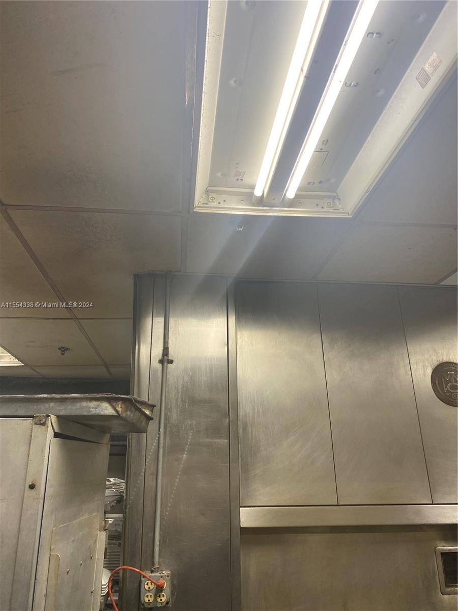 Miami, Florida 33126, ,Businessopportunity,For Sale,A11554338