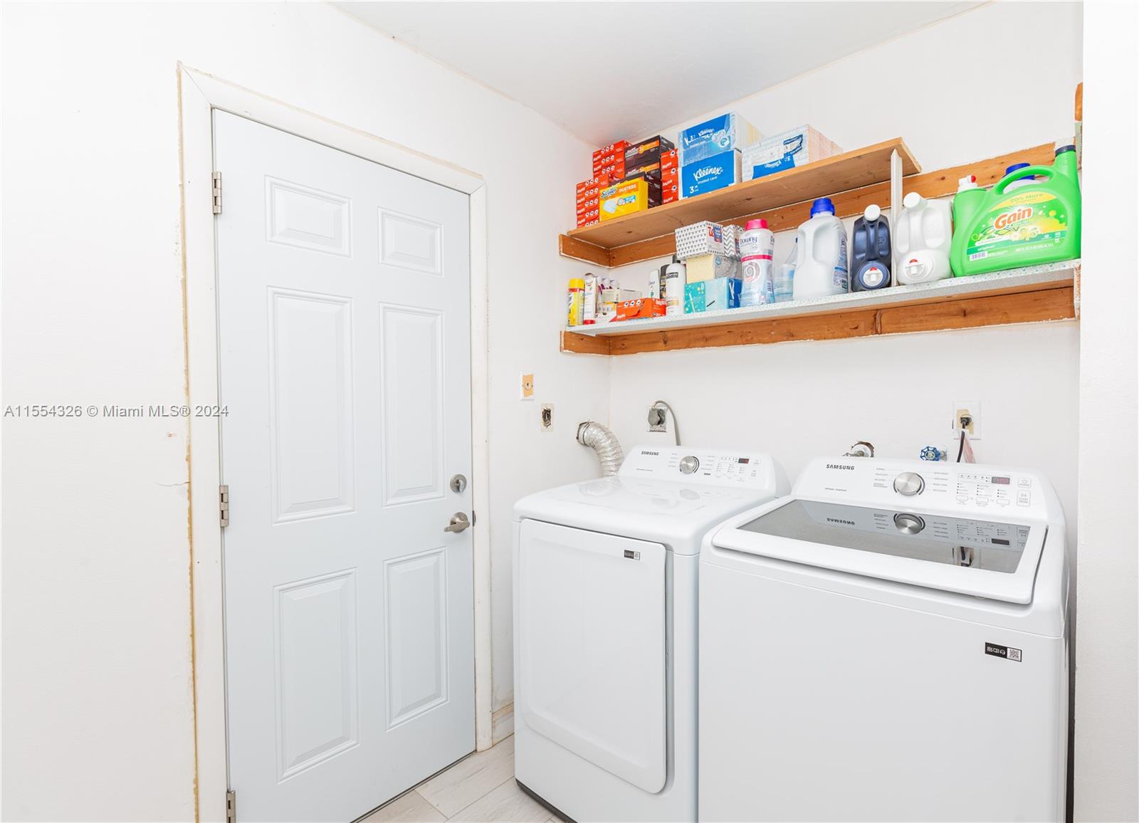 25420 SW 224th Ave, Homestead, Florida 33031, 4 Bedrooms Bedrooms, ,3 BathroomsBathrooms,Residential,For Sale,25420 SW 224th Ave,A11554326