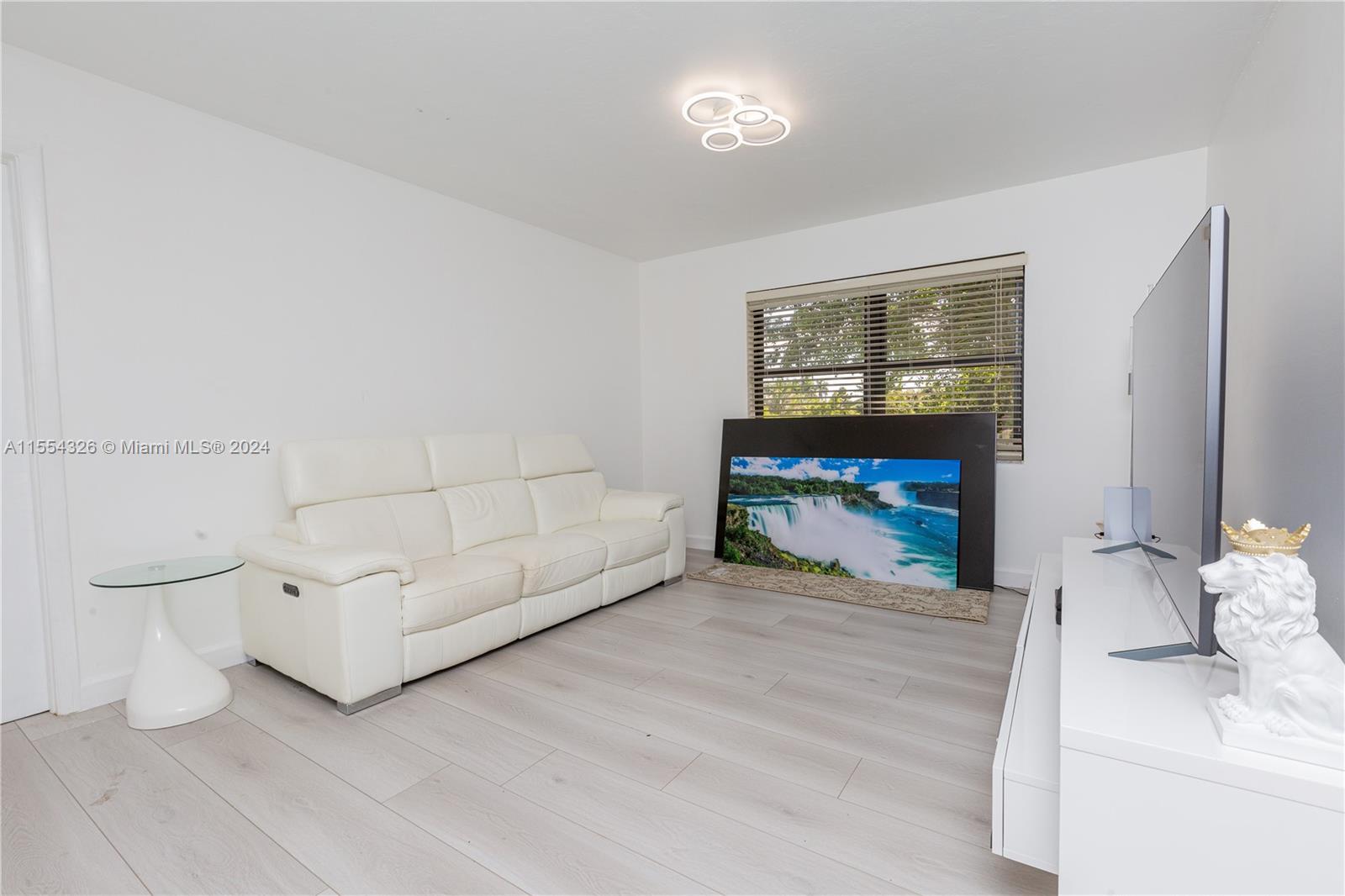 25420 SW 224th Ave, Homestead, Florida 33031, 4 Bedrooms Bedrooms, ,3 BathroomsBathrooms,Residential,For Sale,25420 SW 224th Ave,A11554326