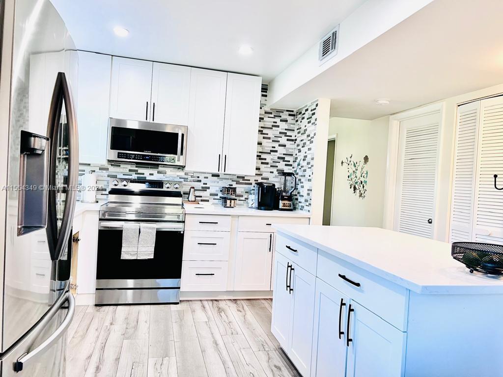 7625 NW 79th Ave 101, Tamarac, Florida 33321, 2 Bedrooms Bedrooms, ,2 BathroomsBathrooms,Residential,For Sale,7625 NW 79th Ave 101,A11554349