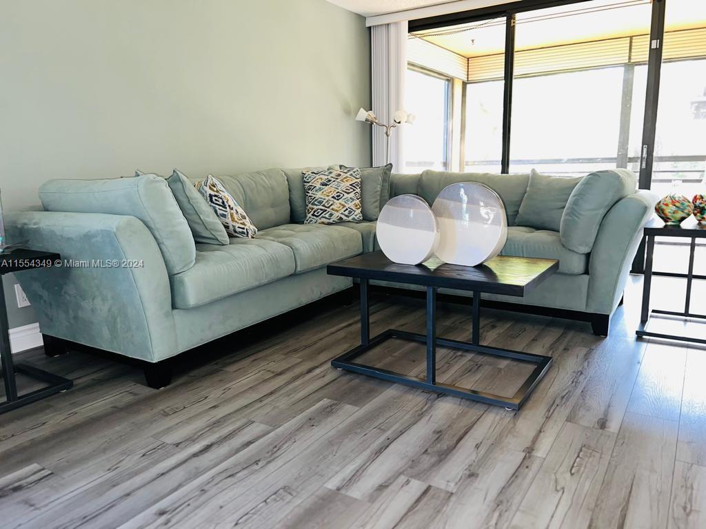 7625 NW 79th Ave 101, Tamarac, Florida 33321, 2 Bedrooms Bedrooms, ,2 BathroomsBathrooms,Residential,For Sale,7625 NW 79th Ave 101,A11554349