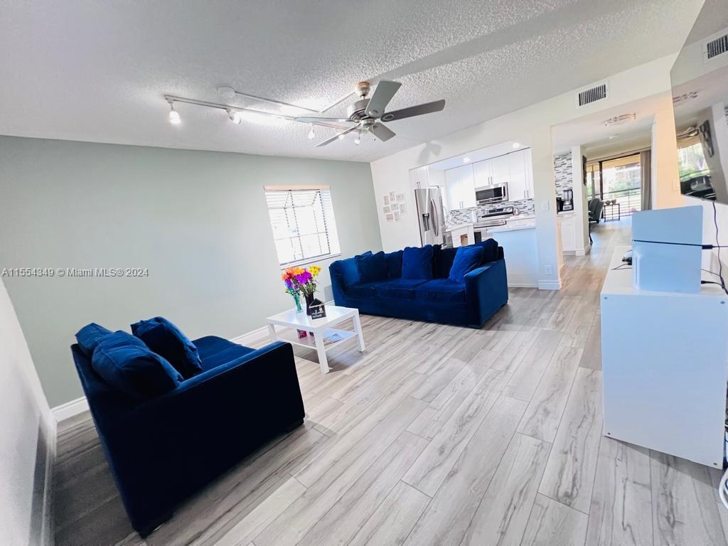 7625 NW 79th Ave 101, Tamarac, Florida 33321, 2 Bedrooms Bedrooms, ,2 BathroomsBathrooms,Residential,For Sale,7625 NW 79th Ave 101,A11554349