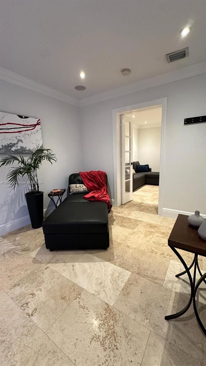Miami, Florida 33196, 1 Bedroom Bedrooms, ,1 BathroomBathrooms,Residentiallease,For Rent,A11554306