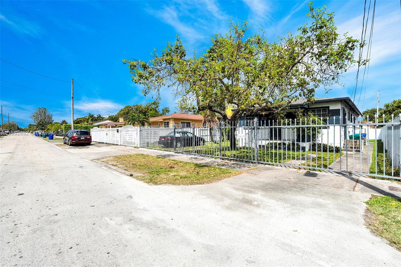 1735-1737 NW 51st St, Miami, Florida 33142, ,Residentialincome,For Sale,1735-1737 NW 51st St,A11552852