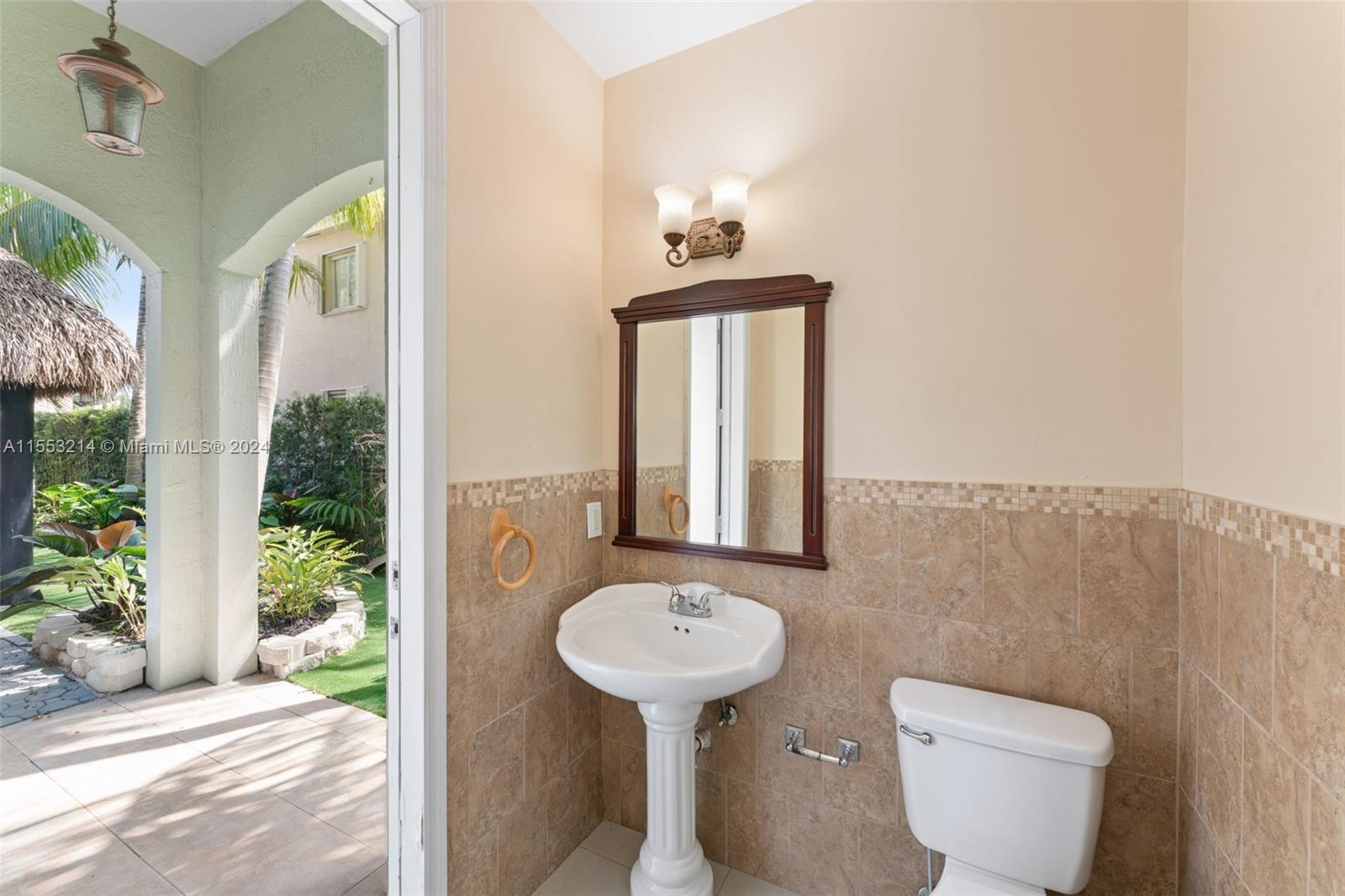 2220 SE 19th Ave, Homestead, Florida 33035, 5 Bedrooms Bedrooms, ,4 BathroomsBathrooms,Residential,For Sale,2220 SE 19th Ave,A11553214