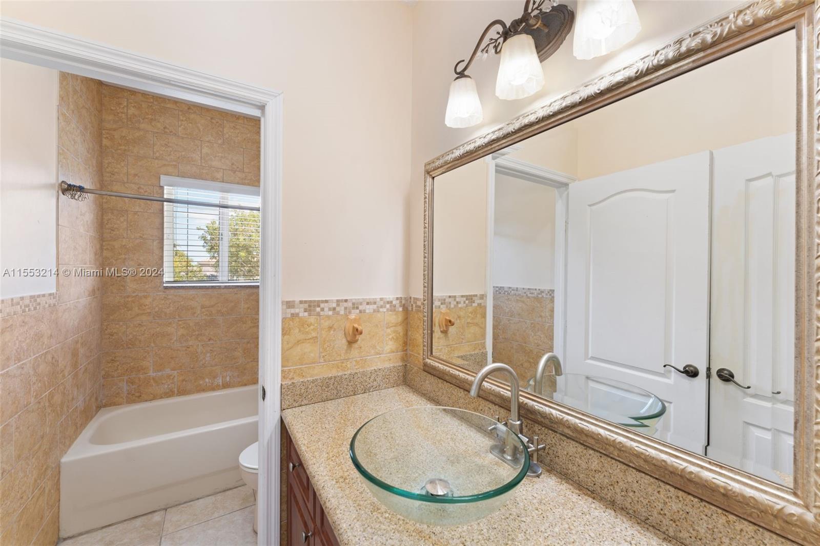 2220 SE 19th Ave, Homestead, Florida 33035, 5 Bedrooms Bedrooms, ,4 BathroomsBathrooms,Residential,For Sale,2220 SE 19th Ave,A11553214