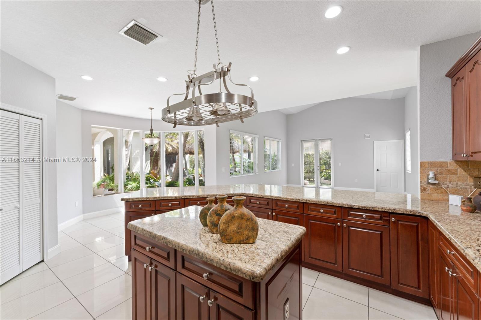 2220 SE 19th Ave, Homestead, Florida 33035, 5 Bedrooms Bedrooms, ,4 BathroomsBathrooms,Residential,For Sale,2220 SE 19th Ave,A11553214