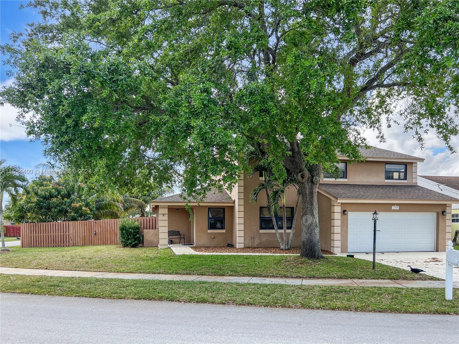 1309 SW 151st Ave, Sunrise, Florida 33326, 3 Bedrooms Bedrooms, ,2 BathroomsBathrooms,Residential,For Sale,1309 SW 151st Ave,A11554400