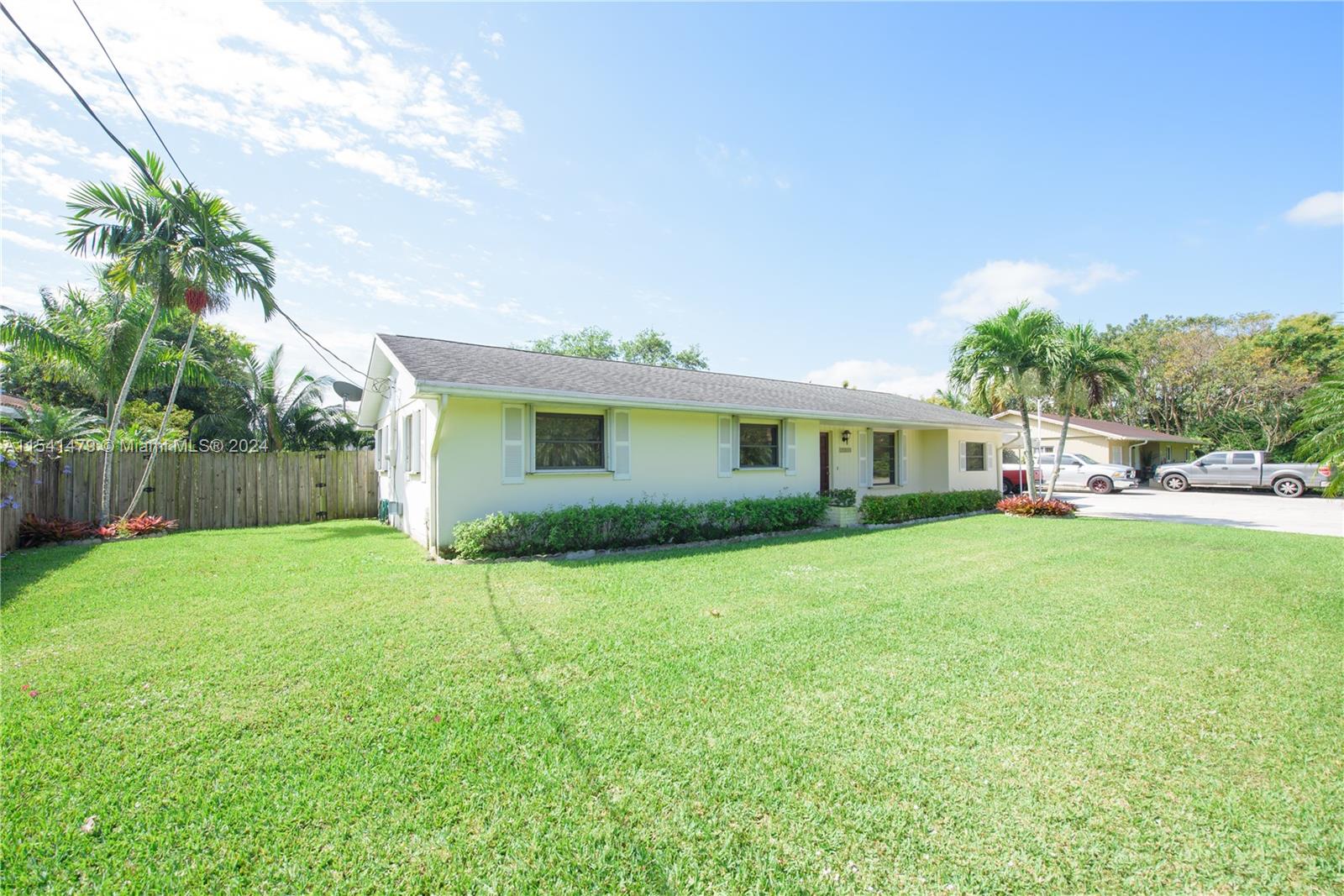 17810 SW 175th St, Miami, Florida 33187, 3 Bedrooms Bedrooms, 9 Rooms Rooms,2 BathroomsBathrooms,Residential,For Sale,17810 SW 175th St,A11541479