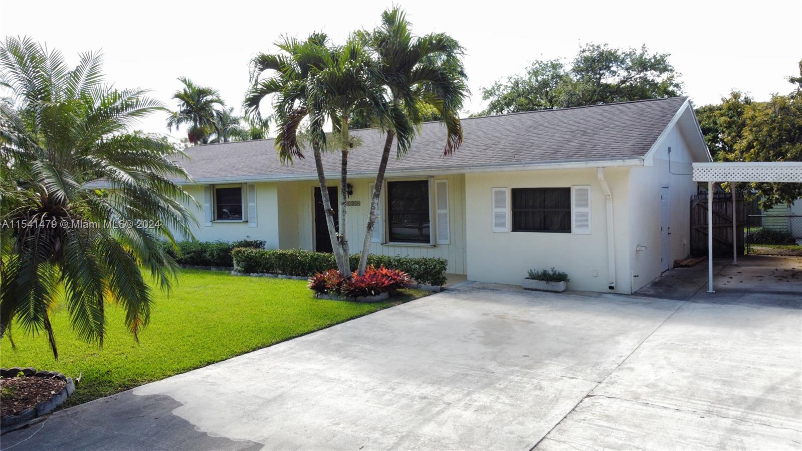 17810 SW 175th St, Miami, Florida 33187, 3 Bedrooms Bedrooms, 9 Rooms Rooms,2 BathroomsBathrooms,Residential,For Sale,17810 SW 175th St,A11541479