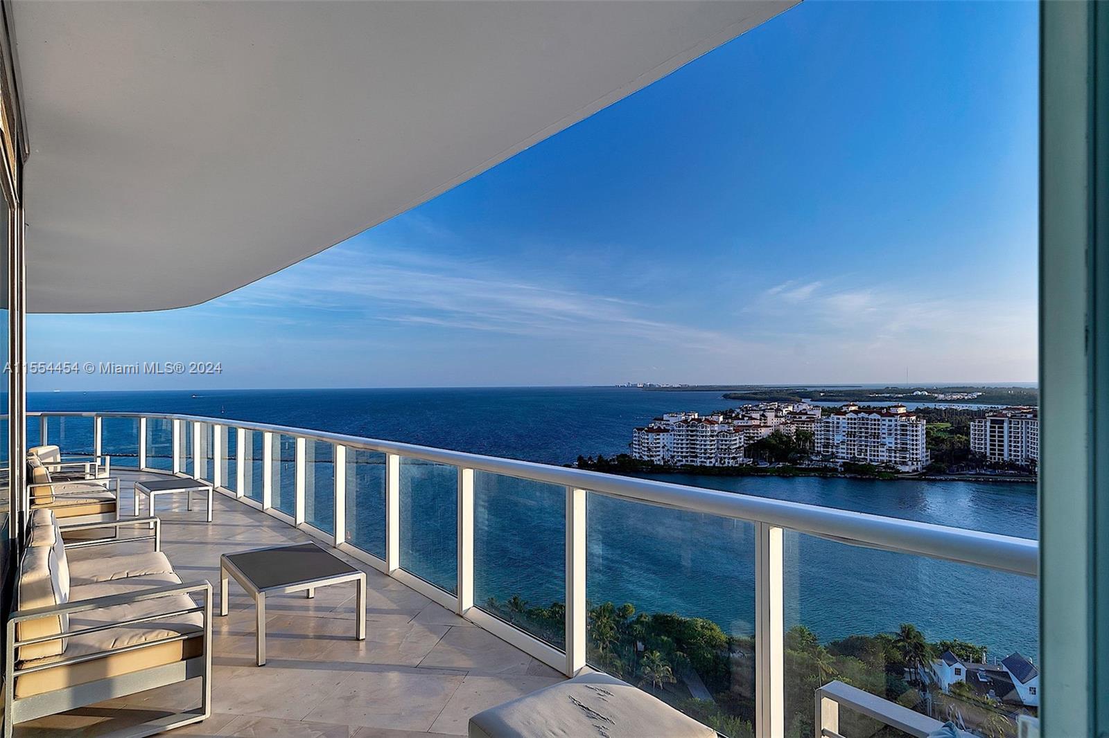 Available June 3rd for 4 - 6 months: This spectacular corner unit in Continuum South Tower offers panoramic water views from city to ocean; including a view over Fisher Island and down Florida’s Southern coastline. Renters will enjoy a spacious open floor-plan with gourmet kitchen, expansive master suite and all of the comforts of home. Continuum is the only gated community in South Beach, offering 12 manicured acres of waterfront property, an outdoor restaurant, three story health and fitness center, two resort-style pools, three har tru tennis courts and much more. Call listing agent for details!