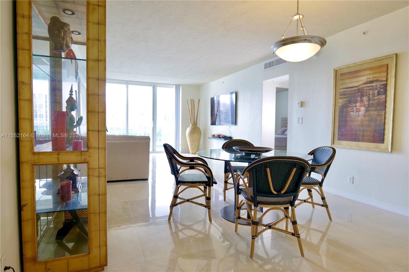 3000 S Ocean Dr 312, Hollywood, Florida 33019, 1 Bedroom Bedrooms, ,1 BathroomBathrooms,Residential,For Sale,3000 S Ocean Dr 312,A11552164