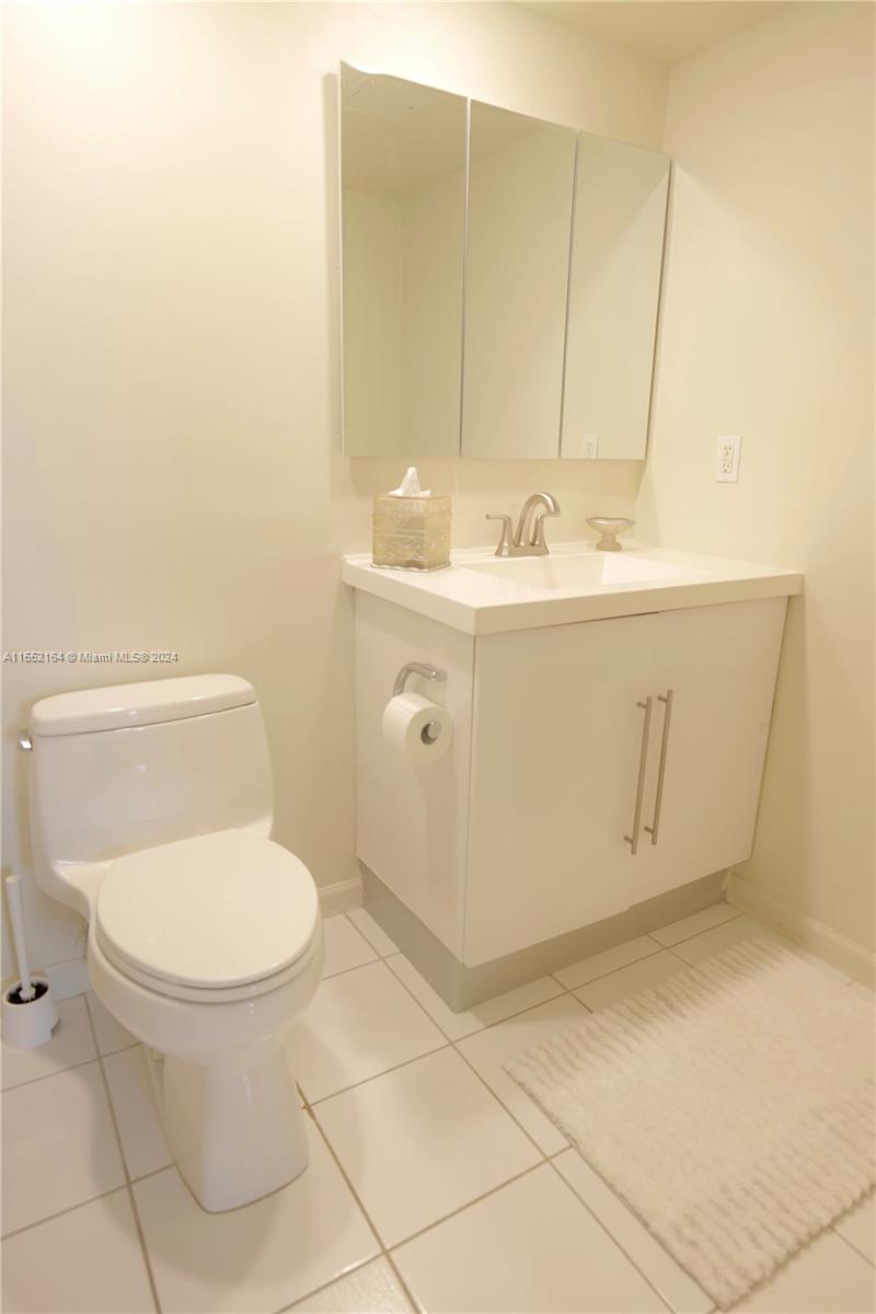 3000 S Ocean Dr 312, Hollywood, Florida 33019, 1 Bedroom Bedrooms, ,1 BathroomBathrooms,Residential,For Sale,3000 S Ocean Dr 312,A11552164