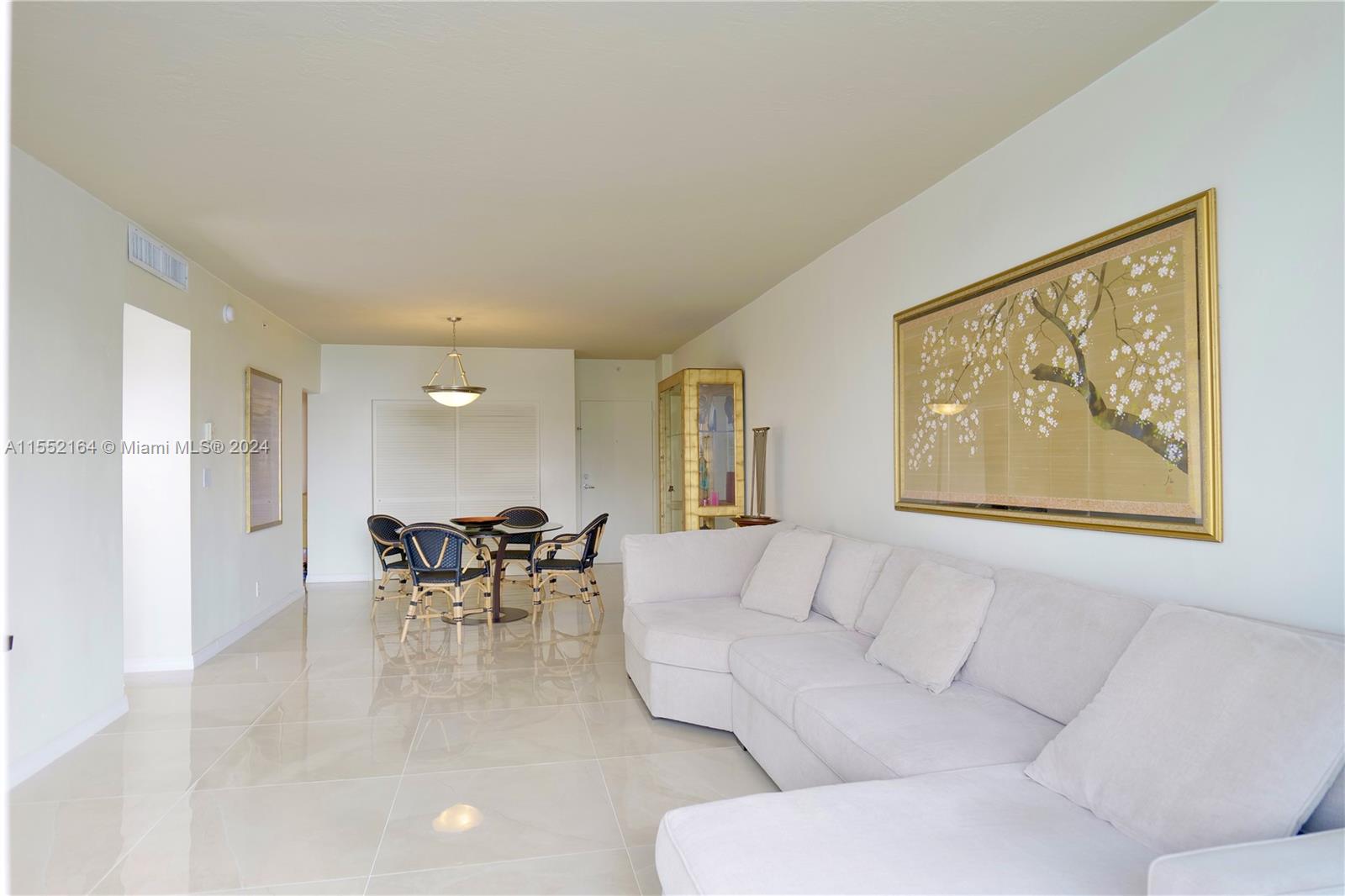 3000 S Ocean Dr 312, Hollywood, Florida 33019, 1 Bedroom Bedrooms, ,1 BathroomBathrooms,Residential,For Sale,3000 S Ocean Dr 312,A11552164