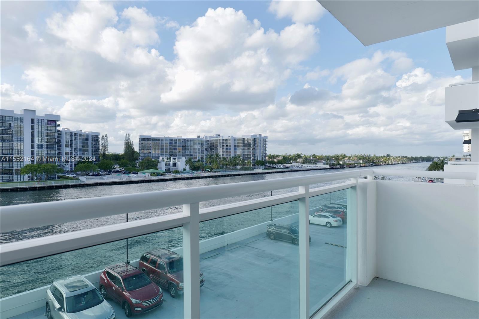 3000 S Ocean Dr 312, Hollywood, Florida 33019, 1 Bedroom Bedrooms, ,1 BathroomBathrooms,Residential,For Sale,3000 S Ocean Dr 312,A11552164