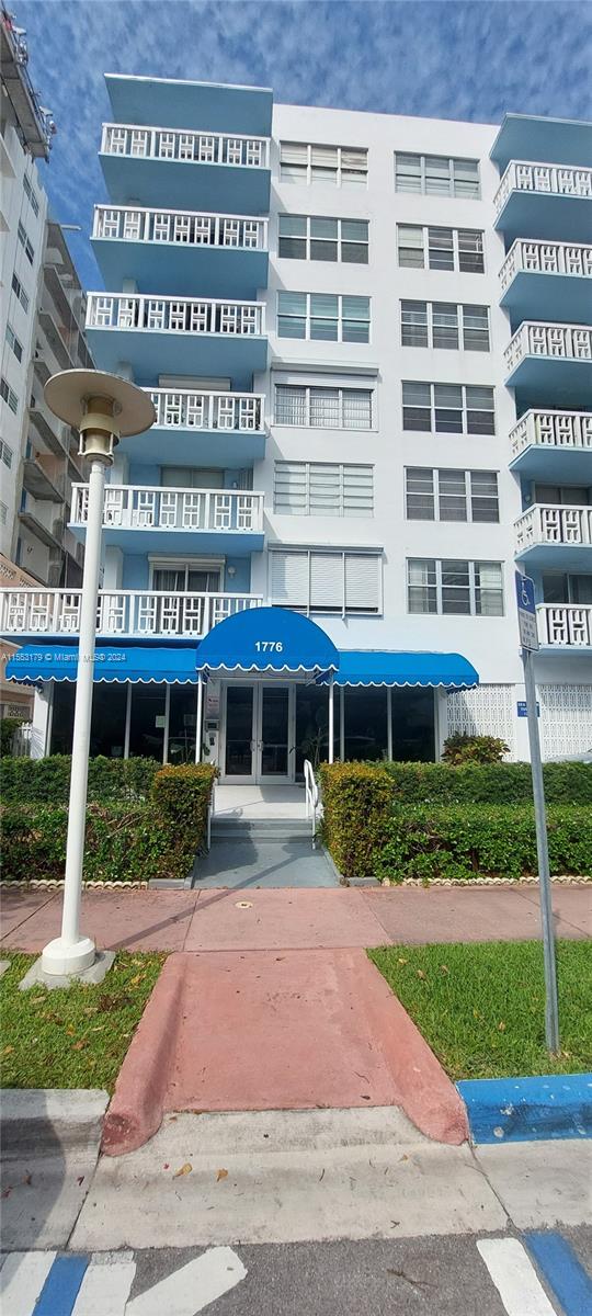 1776 James Ave 5B, Miami Beach, Florida 33139, 1 Bedroom Bedrooms, ,1 BathroomBathrooms,Residential,For Sale,1776 James Ave 5B,A11553179