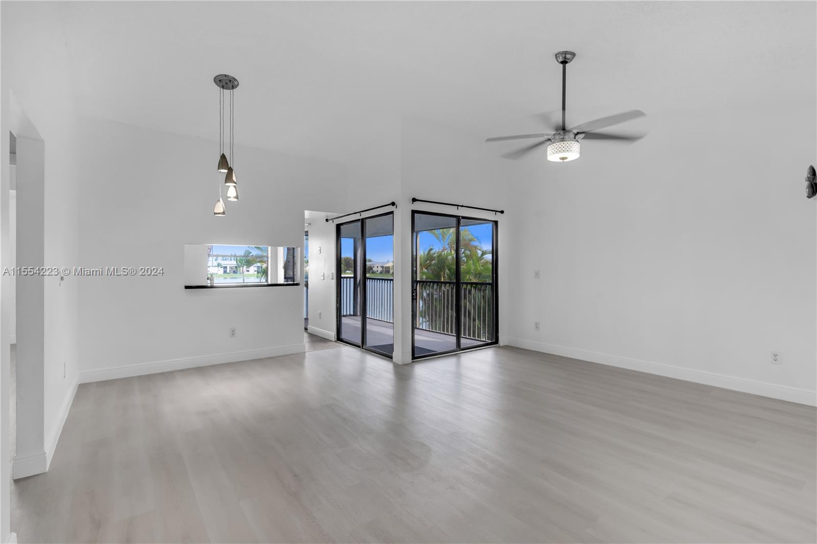 1403 S Liberty Ave 1403A, Homestead, Florida 33034, 3 Bedrooms Bedrooms, ,2 BathroomsBathrooms,Residential,For Sale,1403 S Liberty Ave 1403A,A11554223