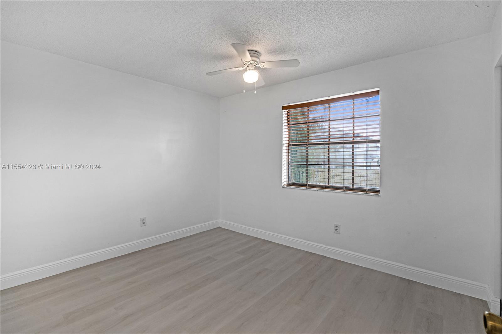 1403 S Liberty Ave 1403A, Homestead, Florida 33034, 3 Bedrooms Bedrooms, ,2 BathroomsBathrooms,Residential,For Sale,1403 S Liberty Ave 1403A,A11554223