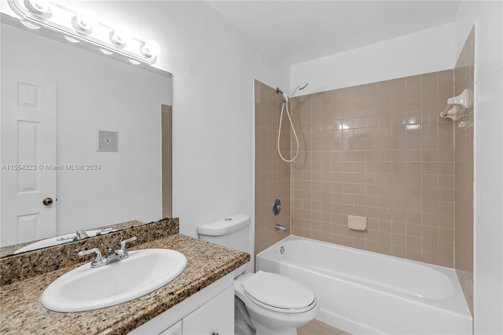 1403 S Liberty Ave 1403A, Homestead, Florida 33034, 3 Bedrooms Bedrooms, ,2 BathroomsBathrooms,Residential,For Sale,1403 S Liberty Ave 1403A,A11554223