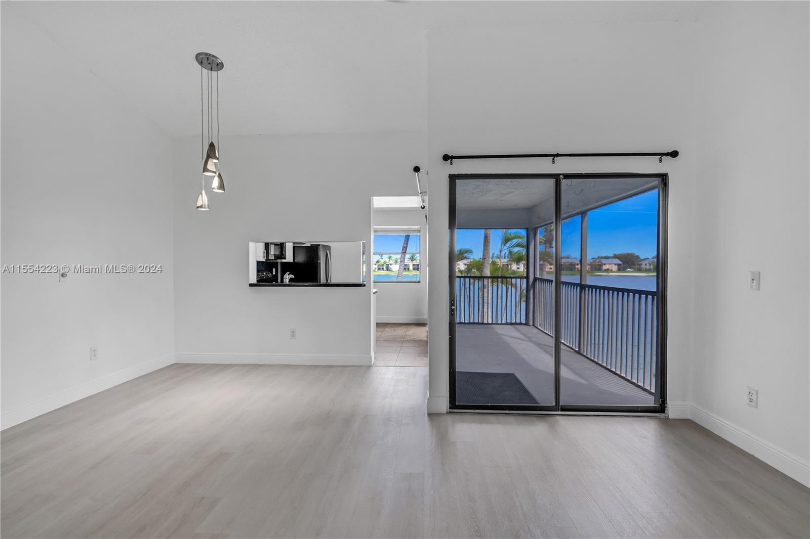 1403 S Liberty Ave 1403A, Homestead, Florida 33034, 3 Bedrooms Bedrooms, ,2 BathroomsBathrooms,Residential,For Sale,1403 S Liberty Ave 1403A,A11554223