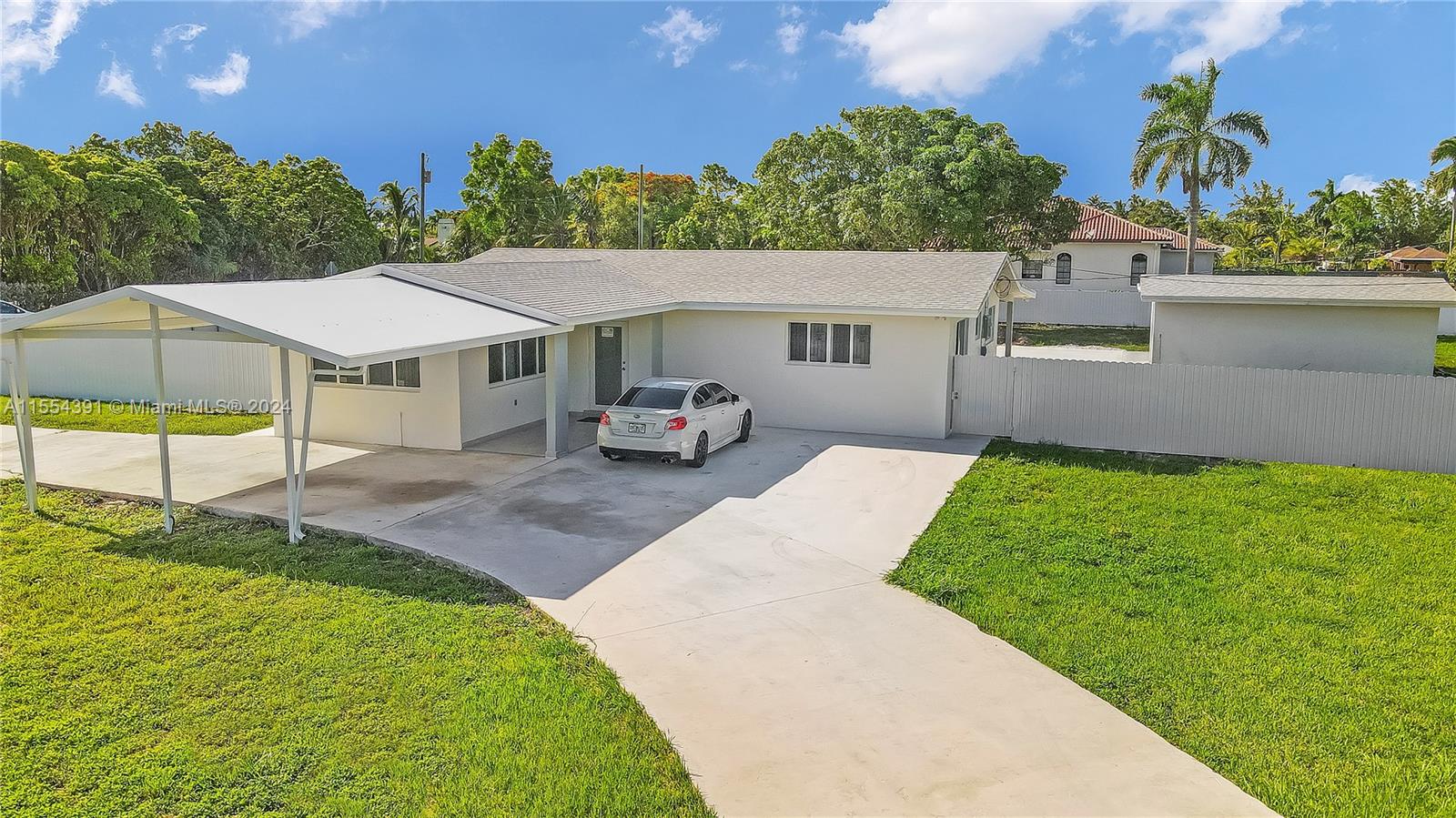 18395 SW 216th St  For Sale A11554391, FL