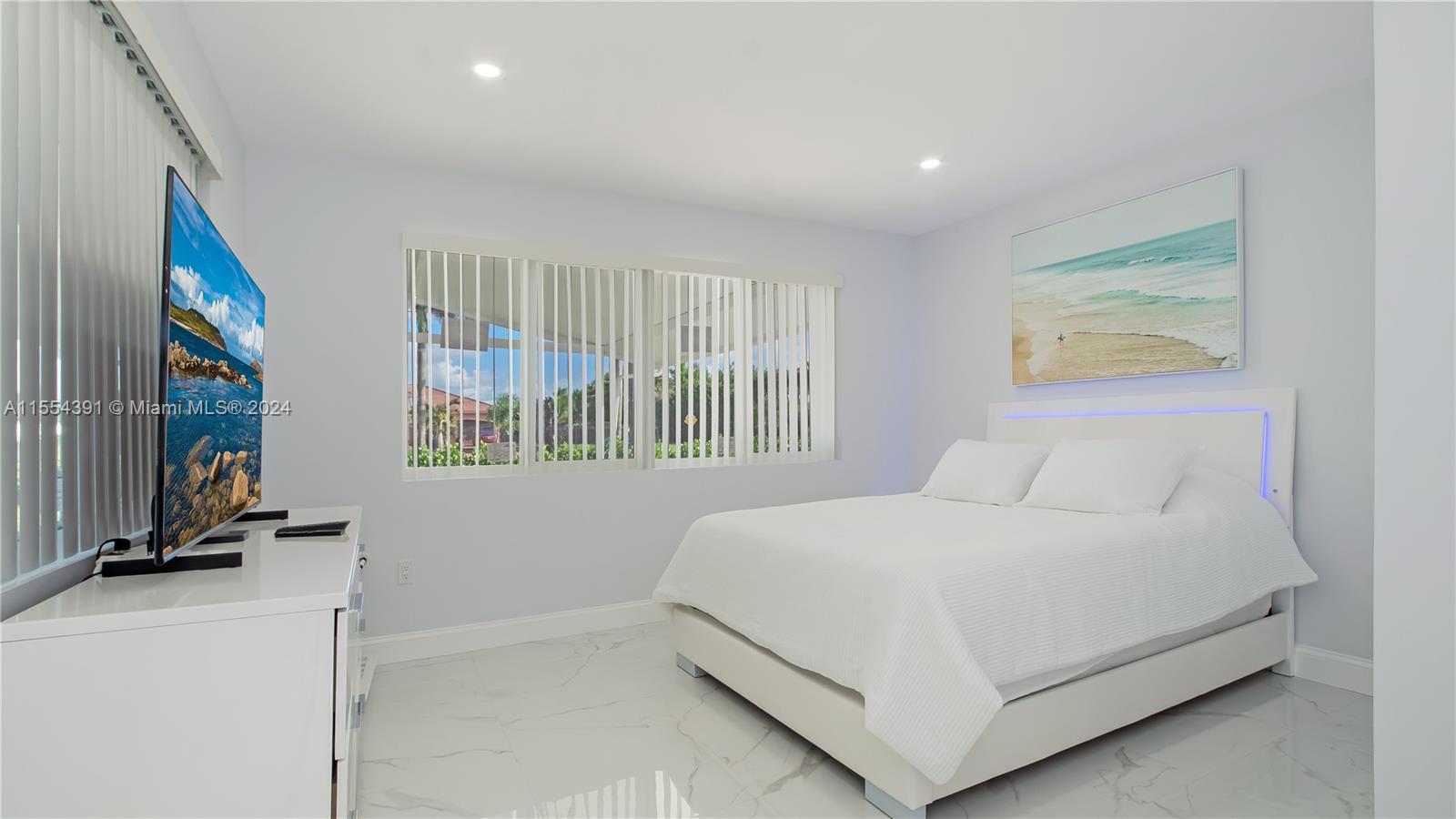 18395 SW 216th St, Miami, Florida 33170, 3 Bedrooms Bedrooms, ,2 BathroomsBathrooms,Residential,For Sale,18395 SW 216th St,A11554391