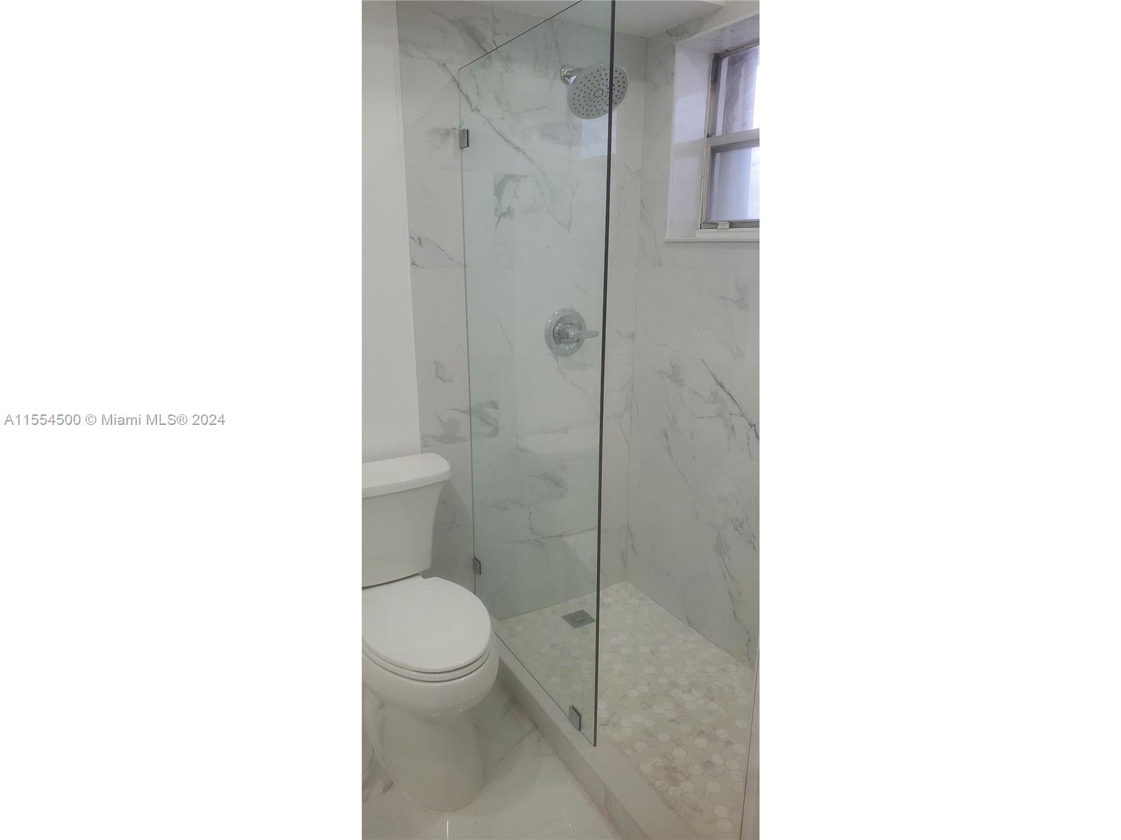 7933 West Dr 818, North Bay Village, Florida 33141, 2 Bedrooms Bedrooms, ,2 BathroomsBathrooms,Residential,For Sale,7933 West Dr 818,A11554500