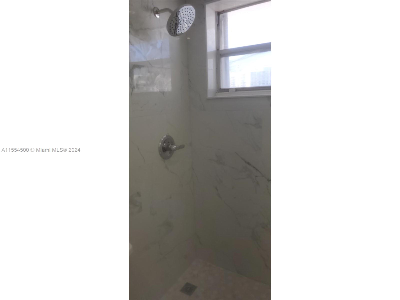 7933 West Dr 818, North Bay Village, Florida 33141, 2 Bedrooms Bedrooms, ,2 BathroomsBathrooms,Residential,For Sale,7933 West Dr 818,A11554500