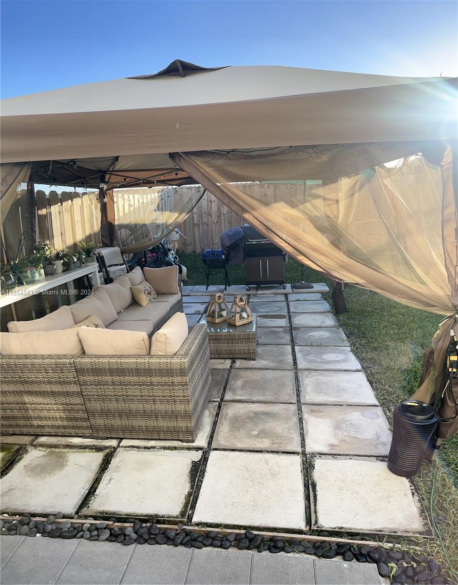 1162 SE 26th Ter, Homestead, Florida 33035, 3 Bedrooms Bedrooms, ,2 BathroomsBathrooms,Residential,For Sale,1162 SE 26th Ter,A11554543