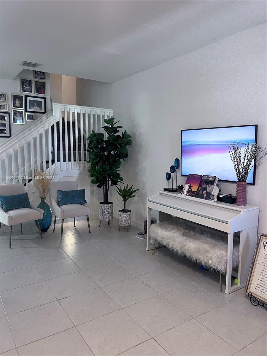 1162 SE 26th Ter, Homestead, Florida 33035, 3 Bedrooms Bedrooms, ,2 BathroomsBathrooms,Residential,For Sale,1162 SE 26th Ter,A11554543