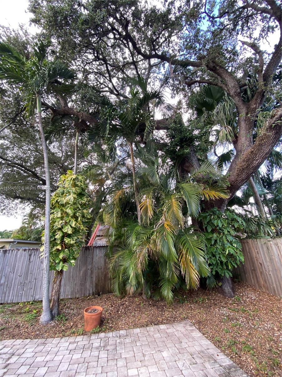 1811 SW 9th Ave, Fort Lauderdale, Florida 33315, 2 Bedrooms Bedrooms, ,2 BathroomsBathrooms,Residential,For Sale,1811 SW 9th Ave,A11554502