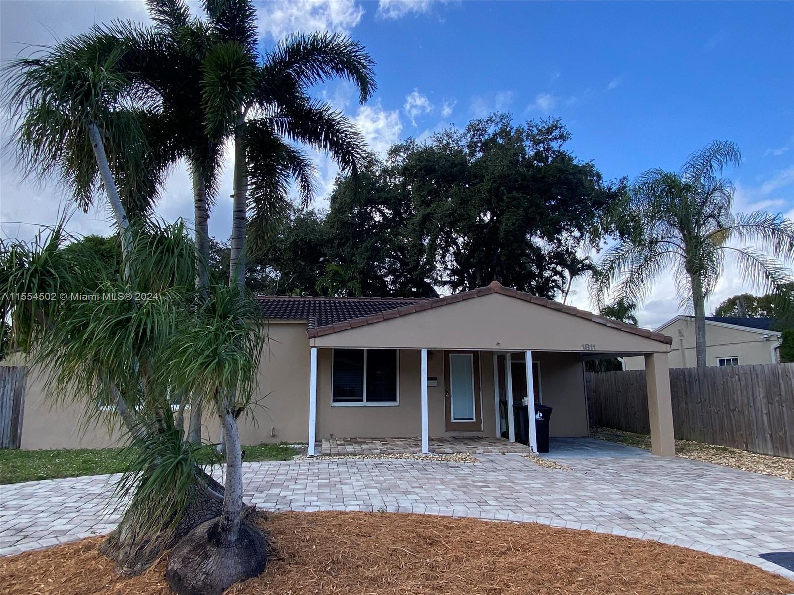 1811 SW 9th Ave, Fort Lauderdale, Florida 33315, 2 Bedrooms Bedrooms, ,2 BathroomsBathrooms,Residential,For Sale,1811 SW 9th Ave,A11554502