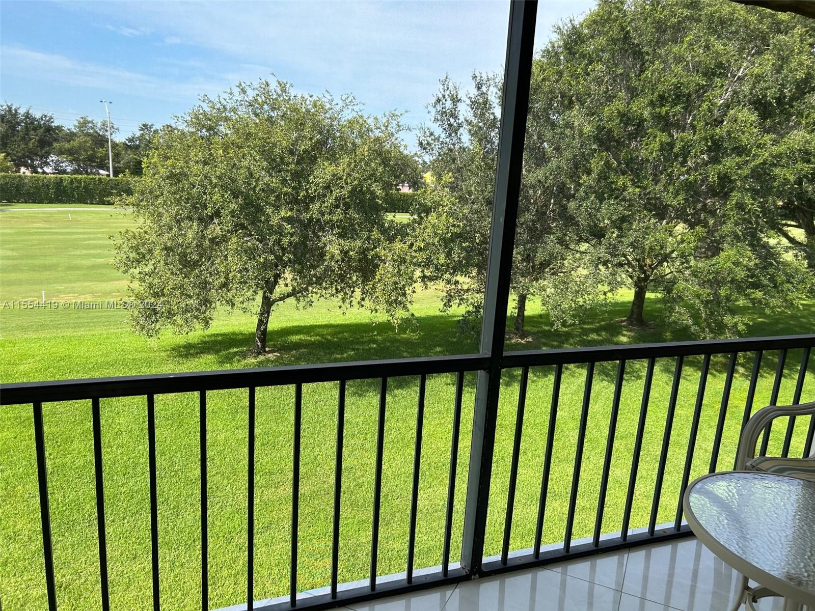 9520 S Hollybrook Lake Dr 308, Pembroke Pines, Florida 33025, 2 Bedrooms Bedrooms, ,2 BathroomsBathrooms,Residentiallease,For Rent,9520 S Hollybrook Lake Dr 308,A11554419