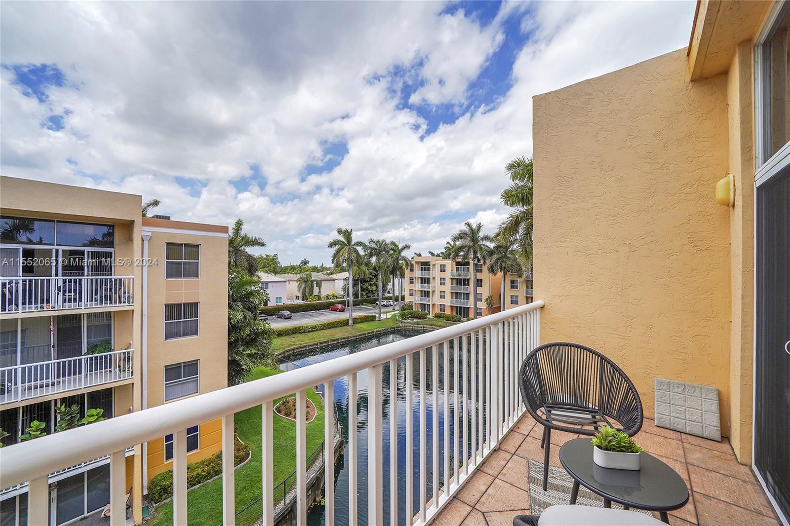 1350 SE 3rd Ave 408, Dania Beach, Florida 33004, 2 Bedrooms Bedrooms, ,2 BathroomsBathrooms,Residential,For Sale,1350 SE 3rd Ave 408,A11552065