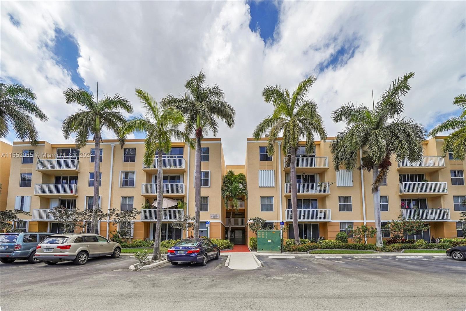 1350 SE 3rd Ave 408, Dania Beach, Florida 33004, 2 Bedrooms Bedrooms, ,2 BathroomsBathrooms,Residential,For Sale,1350 SE 3rd Ave 408,A11552065