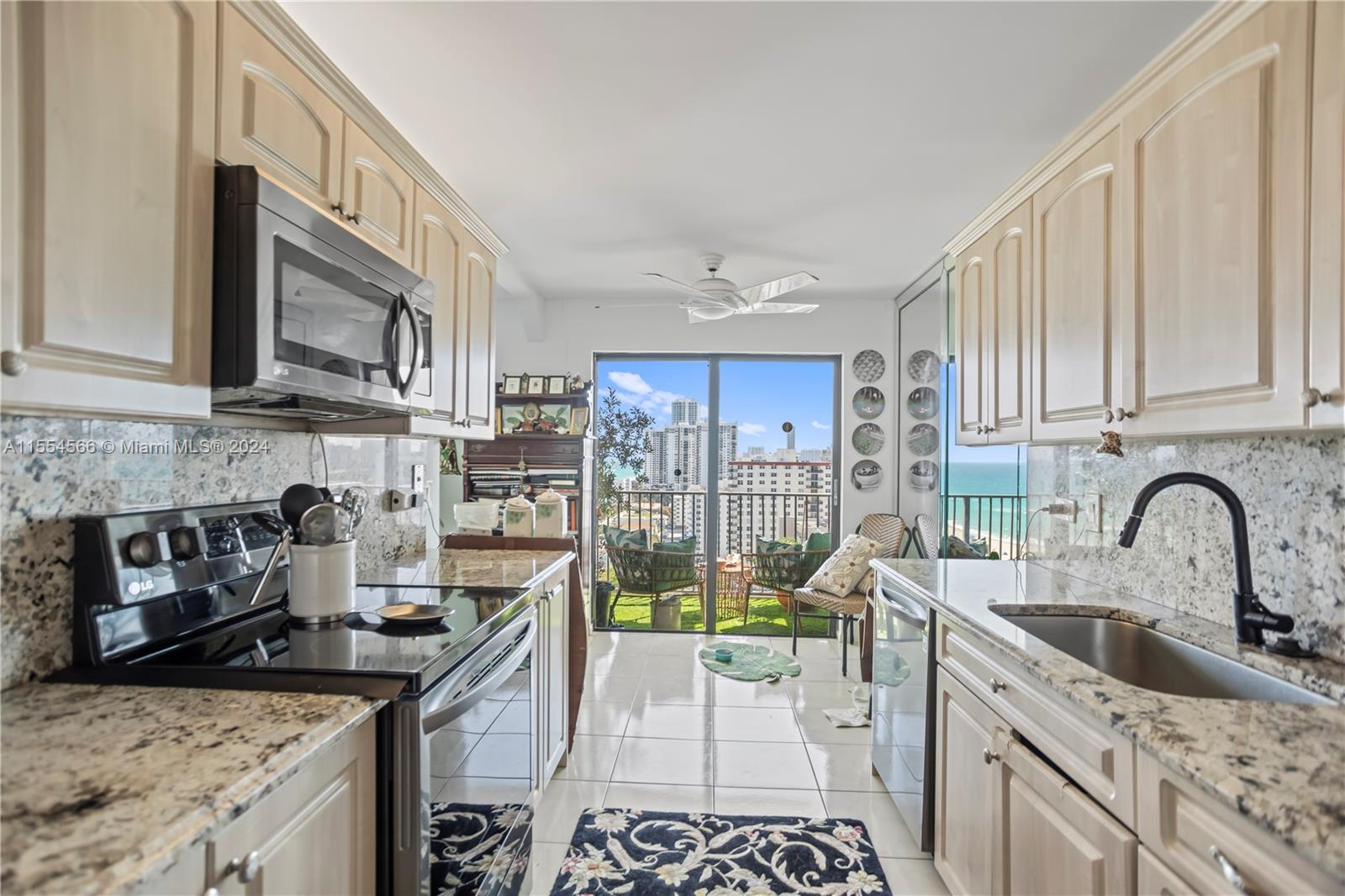 1201 S Ocean Dr 1804S, Hollywood, Florida 33019, 2 Bedrooms Bedrooms, ,2 BathroomsBathrooms,Residential,For Sale,1201 S Ocean Dr 1804S,A11554566