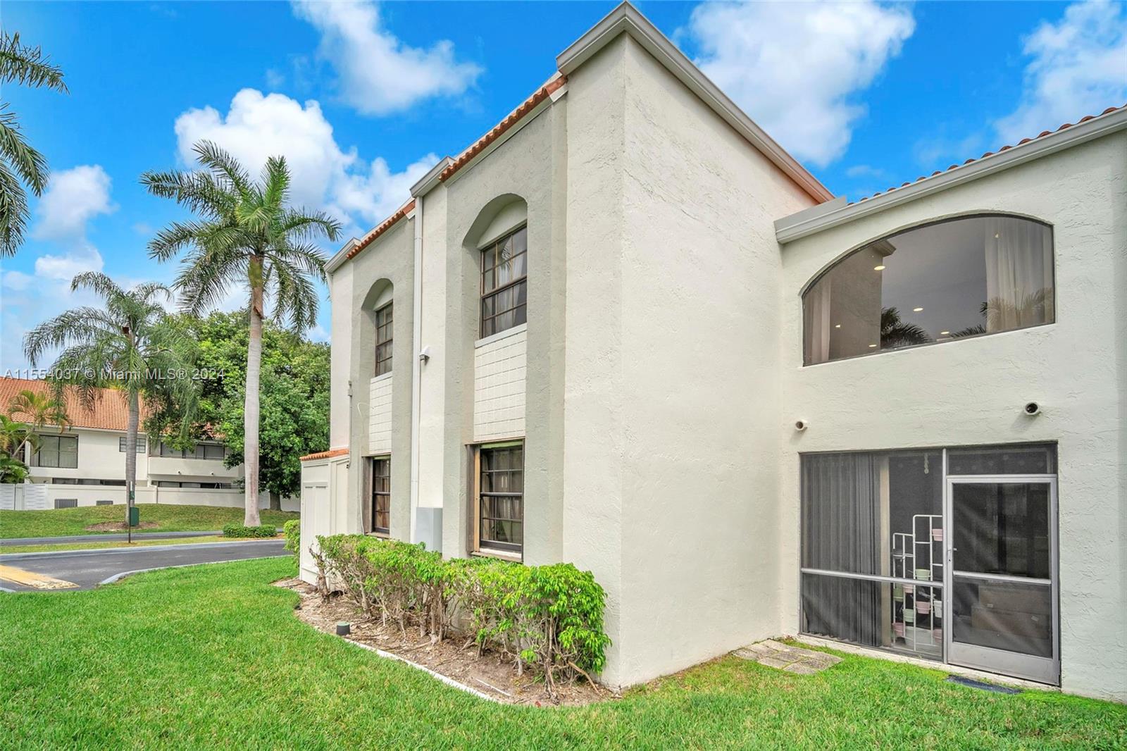 3571 Magellan Cir 343-4, Aventura, Florida 33180, 3 Bedrooms Bedrooms, ,2 BathroomsBathrooms,Residential,For Sale,3571 Magellan Cir 343-4,A11554037