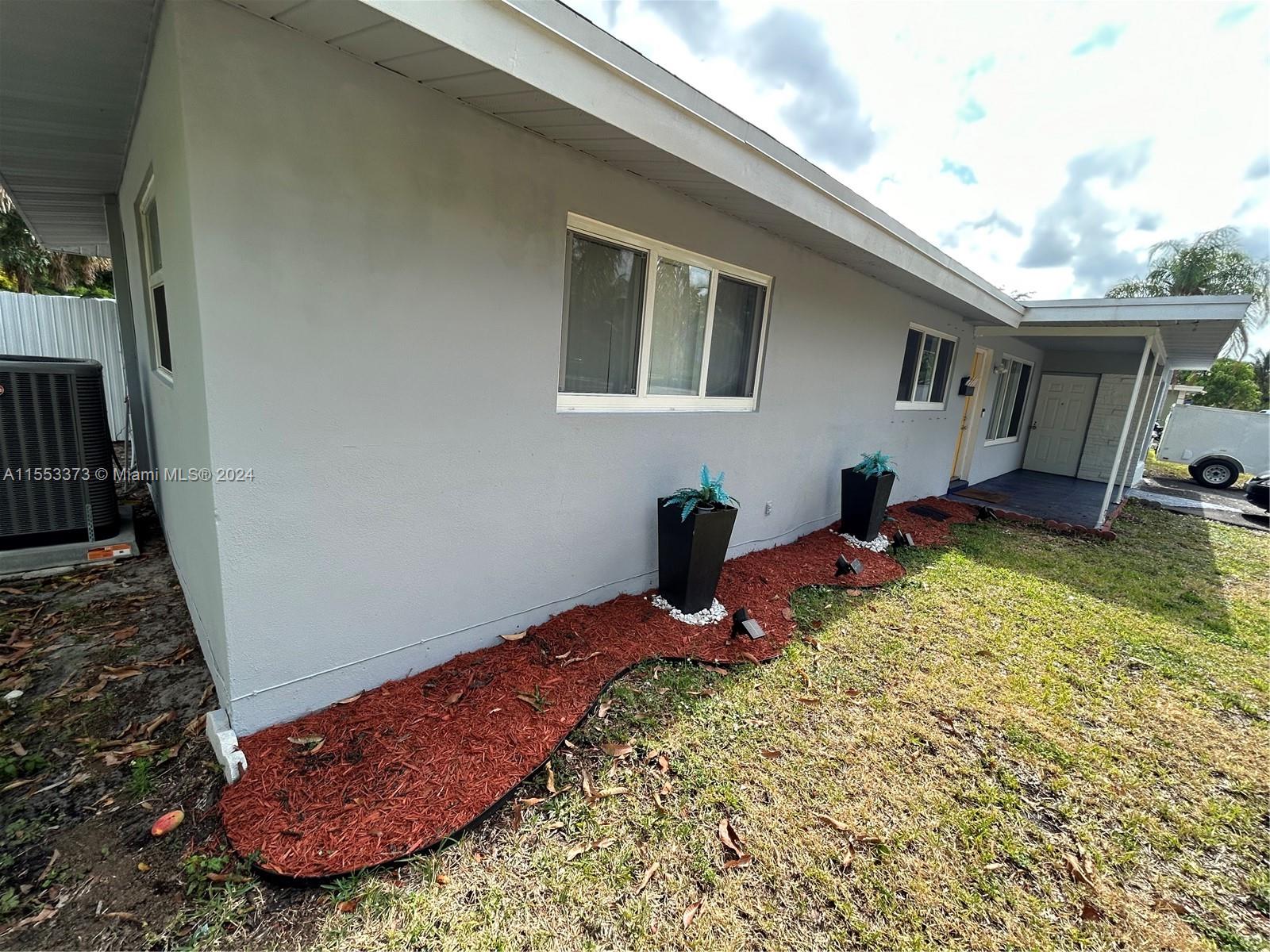 3760  8 STREET  For Sale A11553373, FL