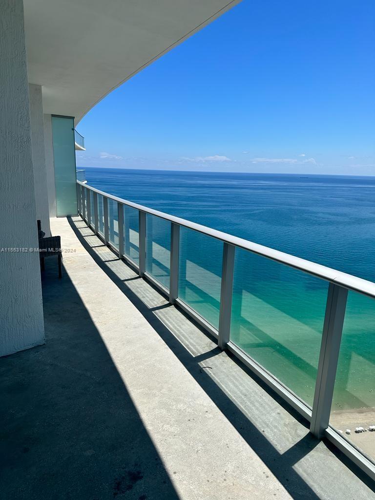 4111 S Ocean Dr MPH5, Hollywood, Florida 33019, 2 Bedrooms Bedrooms, ,2 BathroomsBathrooms,Residential,For Sale,4111 S Ocean Dr MPH5,A11553182