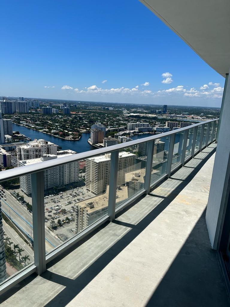 4111 S Ocean Dr MPH5, Hollywood, Florida 33019, 2 Bedrooms Bedrooms, ,2 BathroomsBathrooms,Residential,For Sale,4111 S Ocean Dr MPH5,A11553182