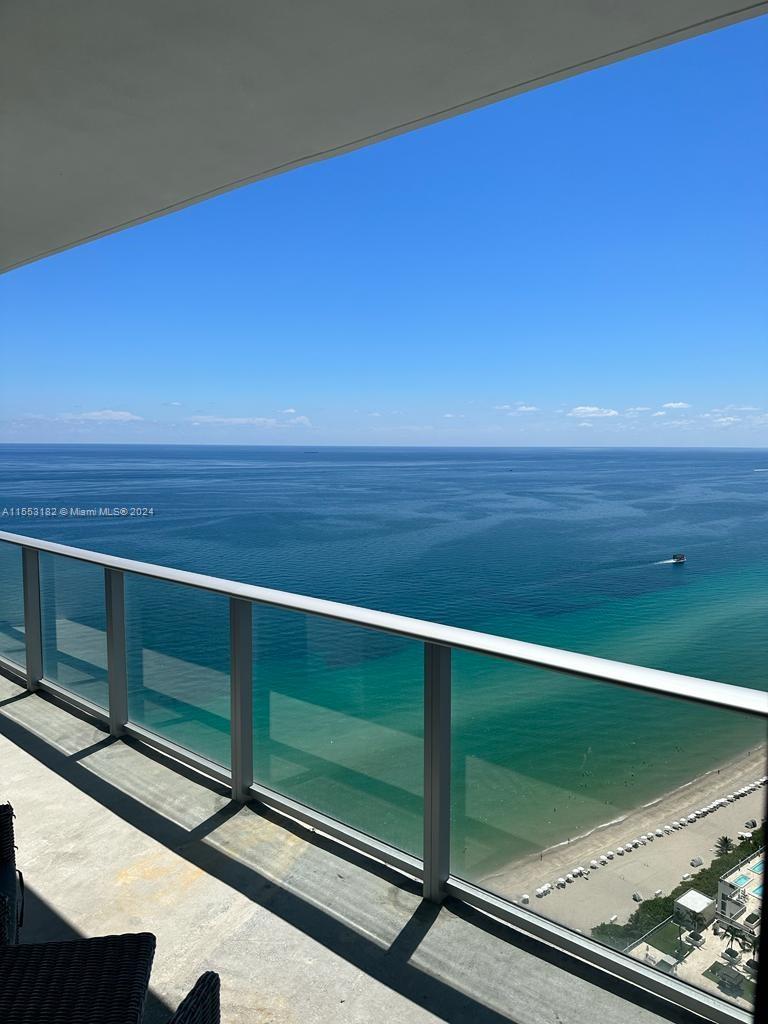 4111 S Ocean Dr MPH5, Hollywood, Florida 33019, 2 Bedrooms Bedrooms, ,2 BathroomsBathrooms,Residential,For Sale,4111 S Ocean Dr MPH5,A11553182