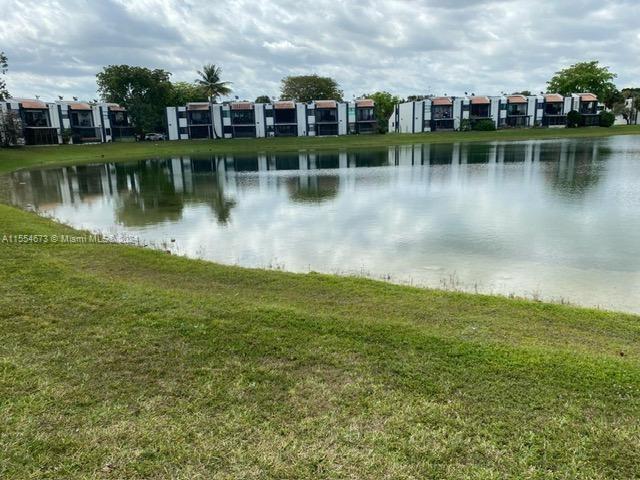 400 W Park Dr 107, Miami, Florida 33172, 2 Bedrooms Bedrooms, ,1 BathroomBathrooms,Residential,For Sale,400 W Park Dr 107,A11554673