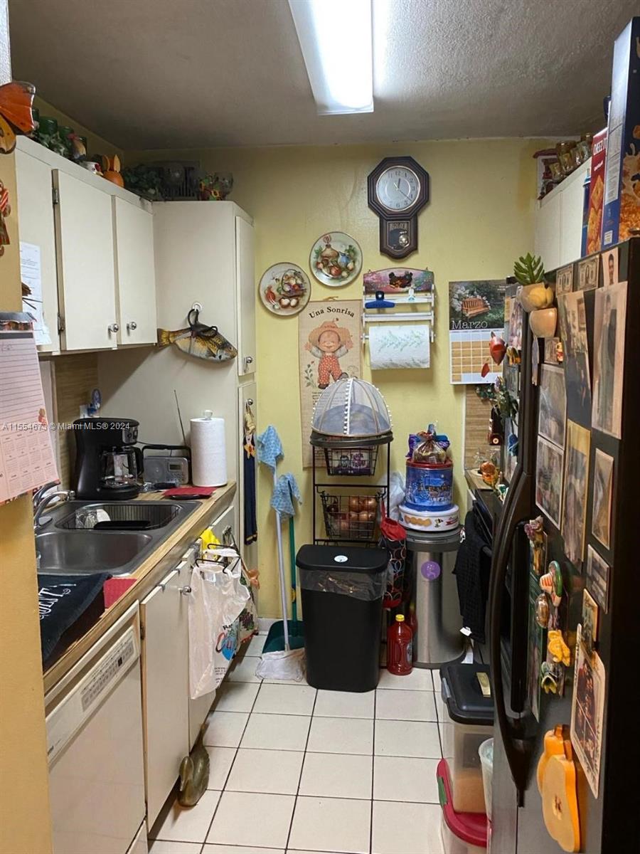 400 W Park Dr 107, Miami, Florida 33172, 2 Bedrooms Bedrooms, ,1 BathroomBathrooms,Residential,For Sale,400 W Park Dr 107,A11554673