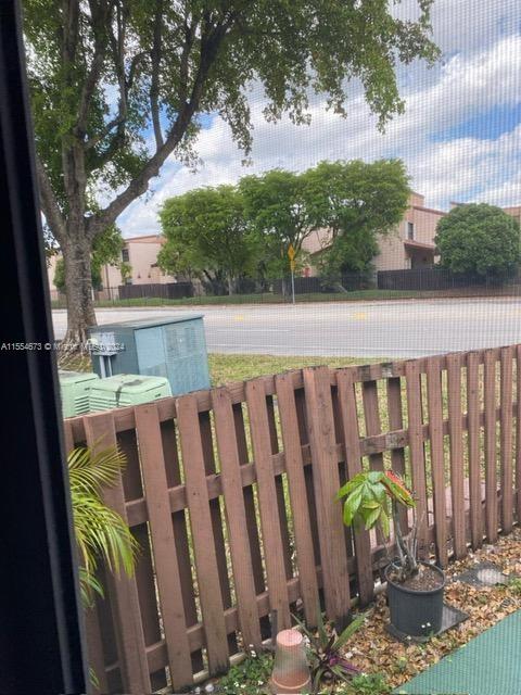 400 W Park Dr 107, Miami, Florida 33172, 2 Bedrooms Bedrooms, ,1 BathroomBathrooms,Residential,For Sale,400 W Park Dr 107,A11554673