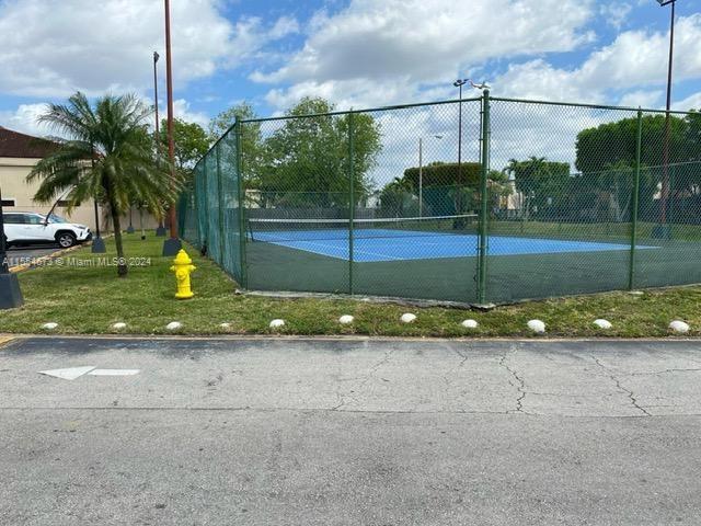 400 W Park Dr 107, Miami, Florida 33172, 2 Bedrooms Bedrooms, ,1 BathroomBathrooms,Residential,For Sale,400 W Park Dr 107,A11554673