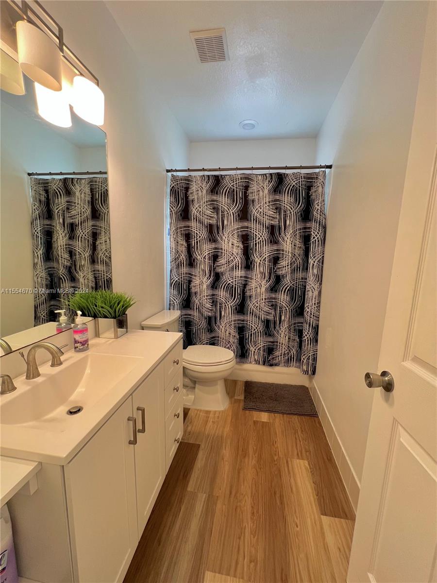 1557 SE 20th Ter, Homestead, Florida 33035, 4 Bedrooms Bedrooms, ,2 BathroomsBathrooms,Residential,For Sale,1557 SE 20th Ter,A11554670