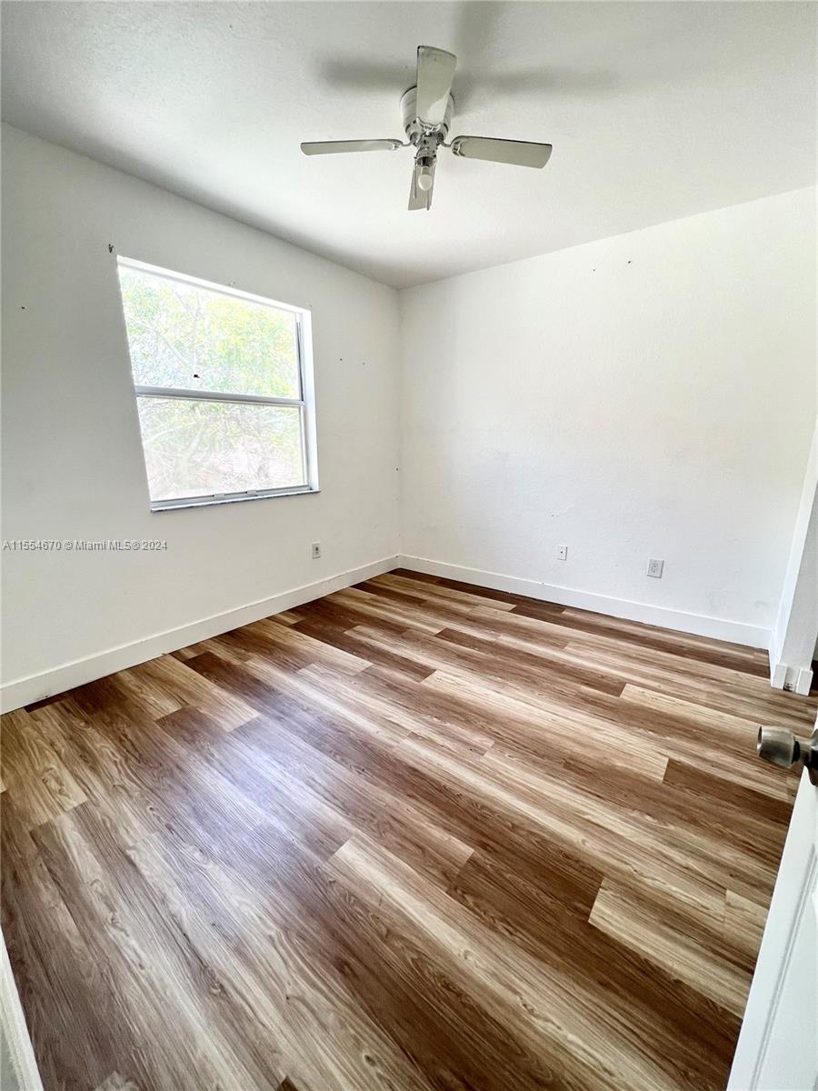 1557 SE 20th Ter, Homestead, Florida 33035, 4 Bedrooms Bedrooms, ,2 BathroomsBathrooms,Residential,For Sale,1557 SE 20th Ter,A11554670