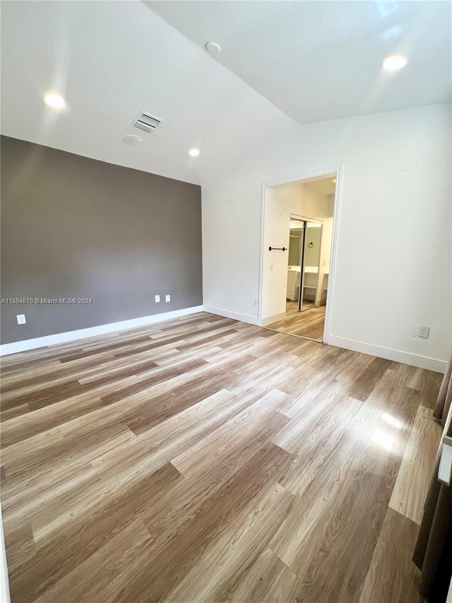 1557 SE 20th Ter, Homestead, Florida 33035, 4 Bedrooms Bedrooms, ,2 BathroomsBathrooms,Residential,For Sale,1557 SE 20th Ter,A11554670