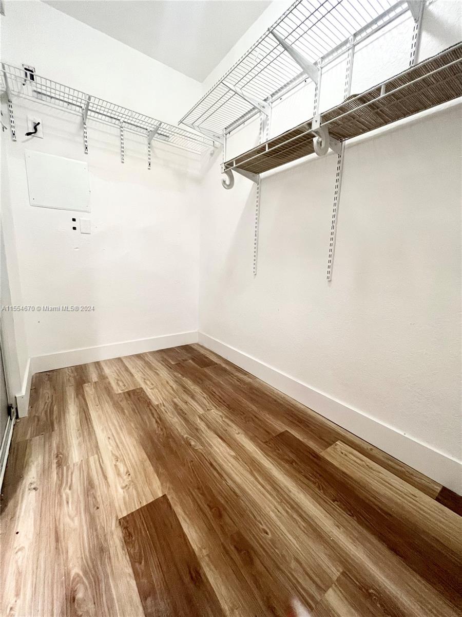 1557 SE 20th Ter, Homestead, Florida 33035, 4 Bedrooms Bedrooms, ,2 BathroomsBathrooms,Residential,For Sale,1557 SE 20th Ter,A11554670