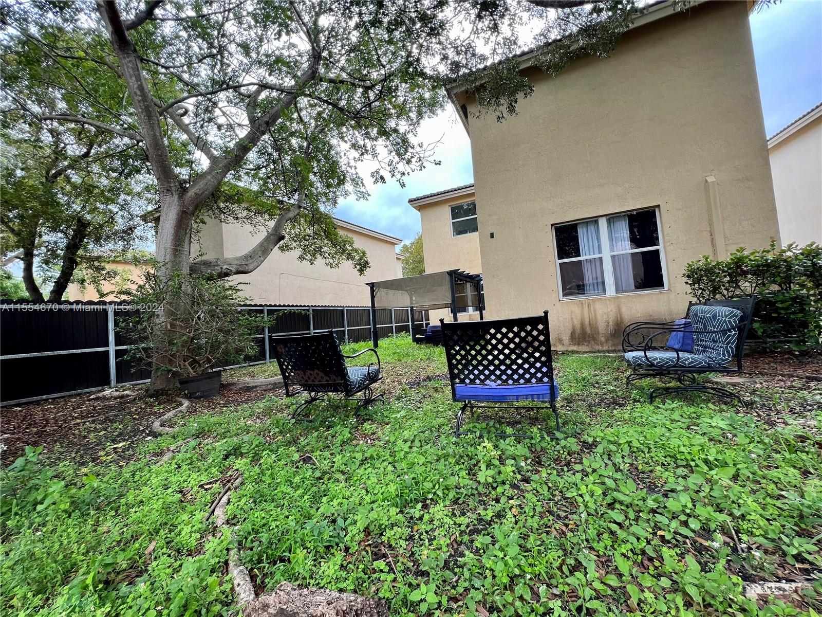 1557 SE 20th Ter, Homestead, Florida 33035, 4 Bedrooms Bedrooms, ,2 BathroomsBathrooms,Residential,For Sale,1557 SE 20th Ter,A11554670